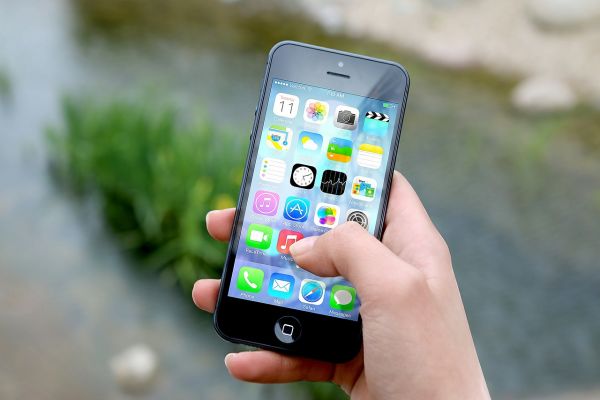 „Pokolian csúnya”, de fontos funkció tér vissza az iPhone-okra